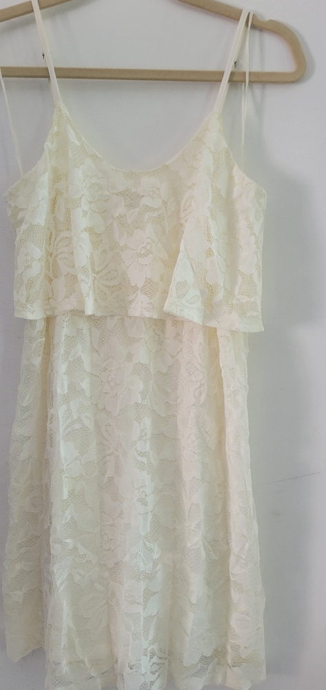 Off-white dress